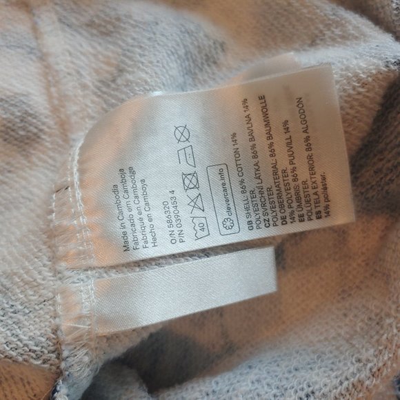 H & M |  Blue Floral French Terry Sweatshirt Dress | 4-6yr. | Pockets Casual - Picture 5 of 6